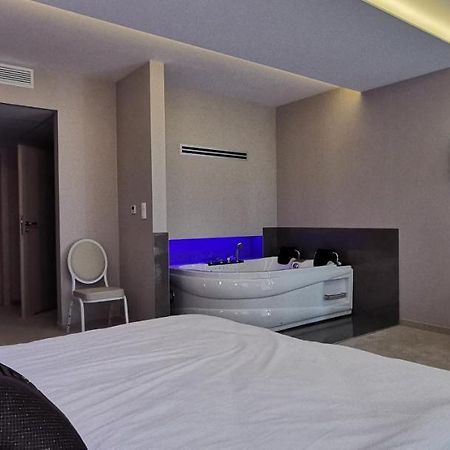 Hotel Sevilla Gold Leczeszyce Dış mekan fotoğraf