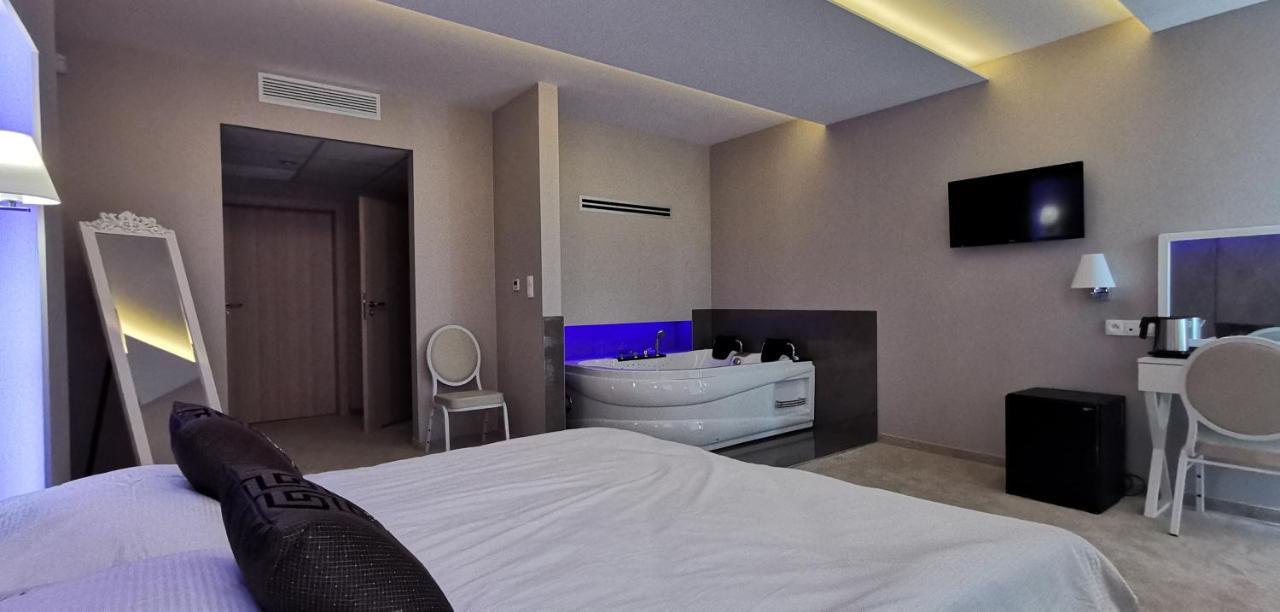 Hotel Sevilla Gold Leczeszyce Dış mekan fotoğraf